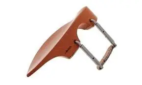 Spedizione Espresso Mentoniera Goetz Schulze-Priska, BOSSO, con piedi standard