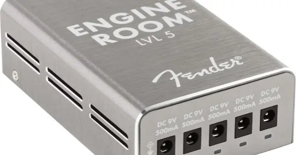 FENDER Engine Room LVL5 Power Supply - ALIMENTATORE PER PEDALIERA EFFETTI 5 OUT 9V Promo Stagionale