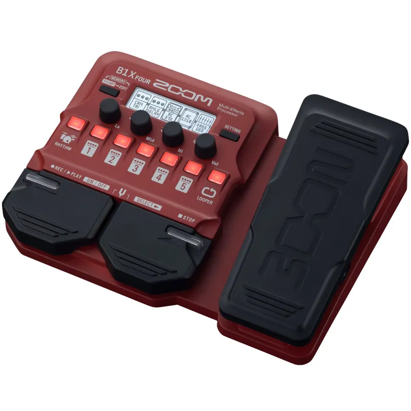 Pedaliera multieffetto per basso Zoom B1X Four Promo Stagionale